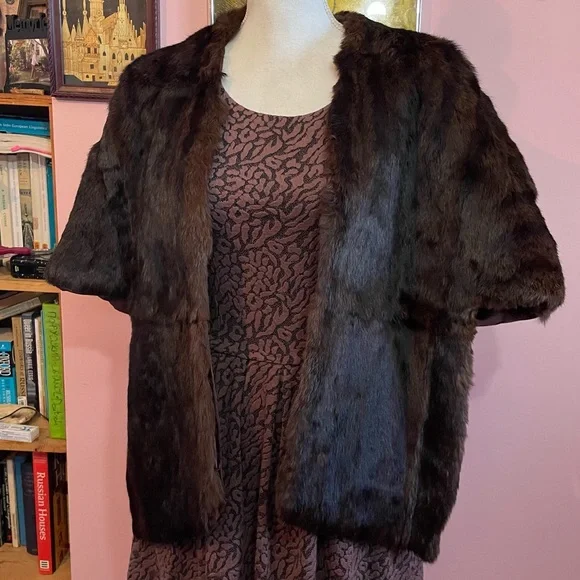Vintage 1980s Dark Chocolate Vintage Mink Wrap - Picture 8 of 8